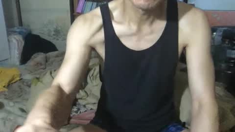 small man online show from May 6, 10:32 pm