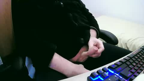 tolon408472 online show from January 3, 12:54 am