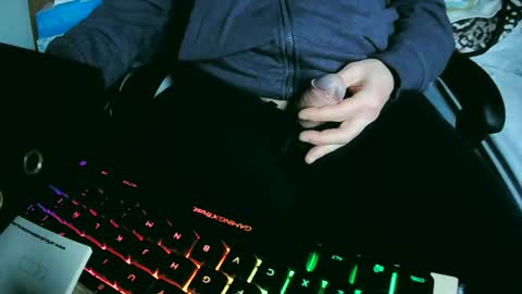 tolon408472 online show from March 7, 7:41 am