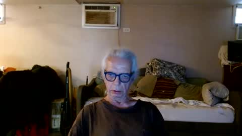 tom112292014 online show from June 7, 6:48 pm