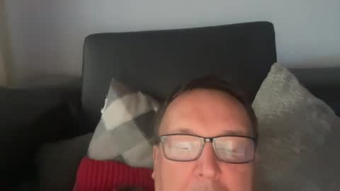 Tom online show from July 30, 2:49 pm