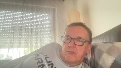 Tom online show from June 11, 4:27 pm