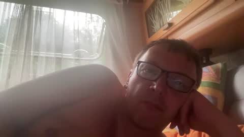 Tom online show from June 19, 5:29 pm
