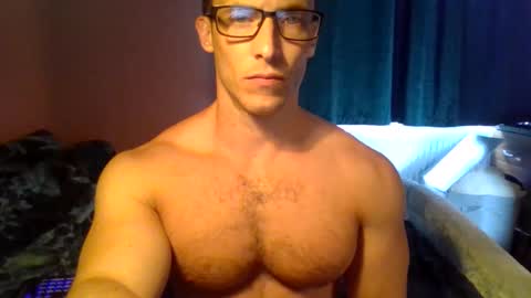 Snapshot of tom90ukx chatting on September 15, 11:55 am tom90ukx online show from September 15, 11:55 am