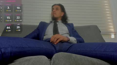 TOM online show from December 24, 5:55 pm