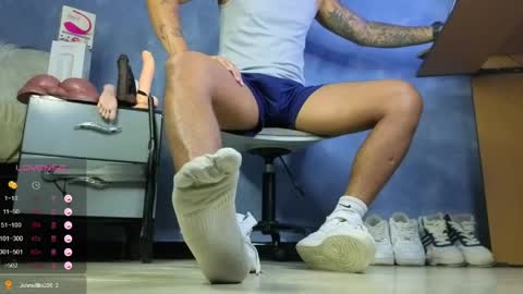 Tom online show from April 23, 12:29 pm