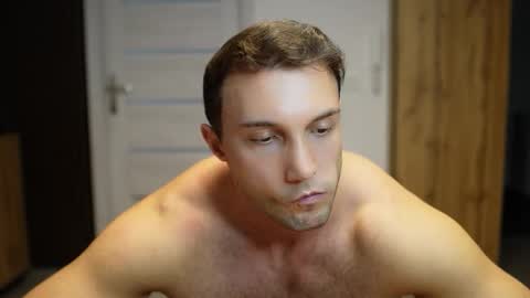 Tom online show from September 17, 2:18 pm