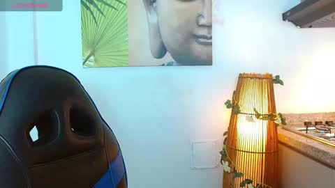 Snapshot of tom_muscle1 chatting on February 1, 11:54 am Tom muscle1 online show from February 1, 11:54 am