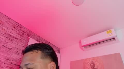 Tom muscle1 online show from January 11, 12:31 pm