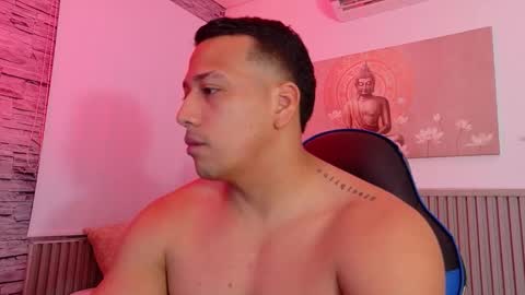 Tom muscle1 online show from November 29, 12:29 pm