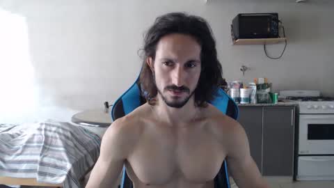 tom_show online show from December 15, 4:26 pm