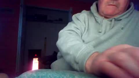 tomcat4848 online show from December 14, 9:55 pm