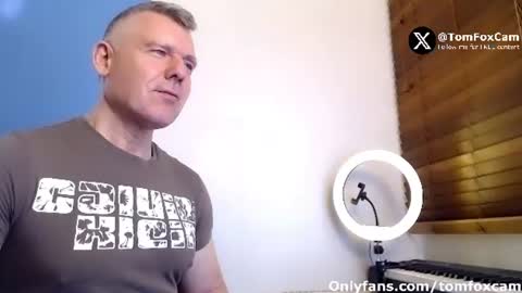 Tom Fox online show from July 2, 3:34 am
