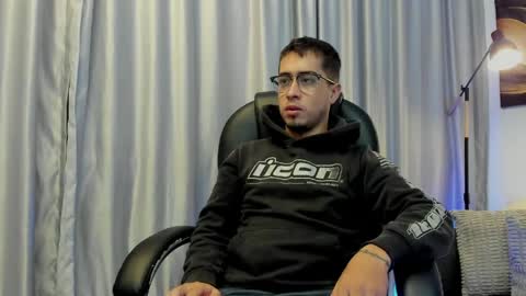 Tomas online show from April 21, 10:54 am