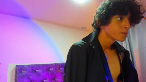TOMMY BELLINE online show from October 13, 3:34 am