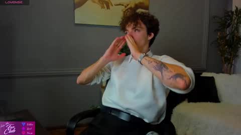 Snapshot of tommy_jamm chatting on February 17, 9:56 am Tommy online show from February 17, 9:56 am