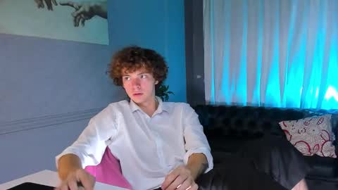 Snapshot of tommy_jamm chatting on October 10, 3:17 pm Tommy online show from October 10, 3:17 pm