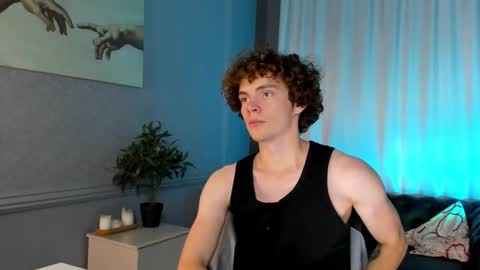 Snapshot of tommy_jamm chatting on October 3, 2:33 pm Tommy online show from October 3, 2:33 pm