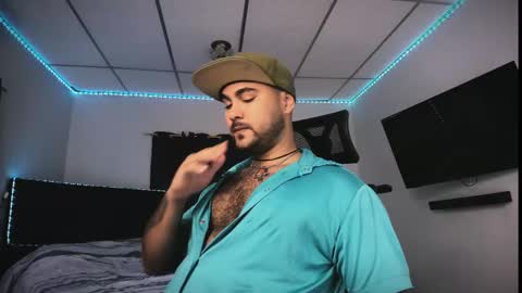 tommy_sccott online show from March 7, 11:46 pm