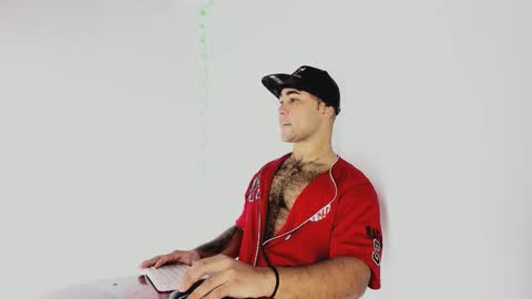 Snapshot of tommy_sccott chatting on September 23, 11:15 pm tommy_sccott online show from September 23, 11:15 pm
