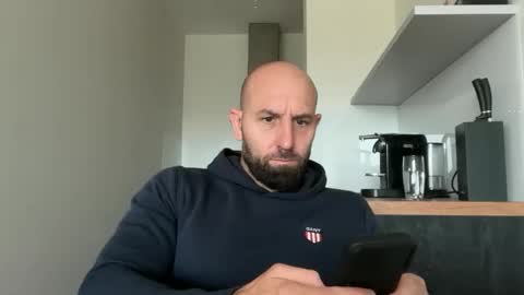 Snapshot of tommyx01 chatting on September 25, 8:57 am Thomas Fit online show from September 25, 8:57 am