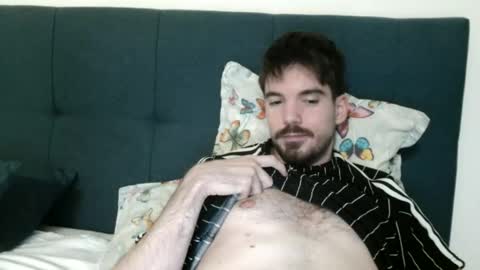 Onlyfans - Tomylind keep you in touch there online show from December 2, 9:29 pm