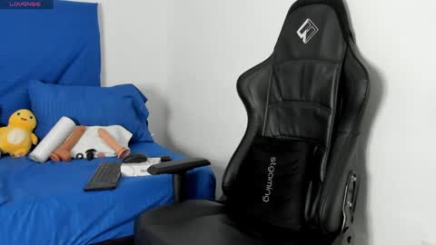 Tonny online show from April 25, 2:03 am