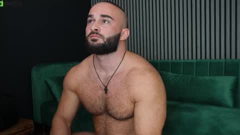 Snapshot of tony_storm chatting on October 5, 3:05 pm Tony online show from October 5, 3:05 pm