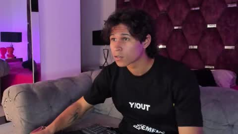 Tony Benedetti online show from December 22, 9:23 pm