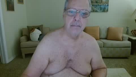 tonysview12000 online show from October 4, 8:57 pm