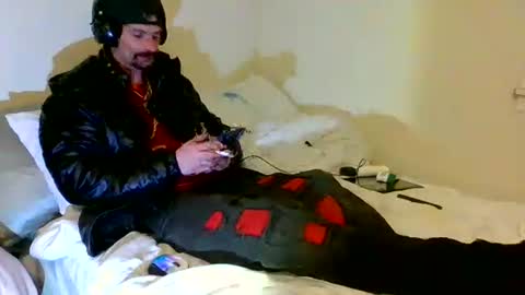 SagMeOreduceMe online show from February 12, 9:26 am