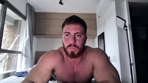 Snapshot of toro_arrapato chatting on January 12, 8:25 pm toro_arrapato online show from January 12, 8:25 pm