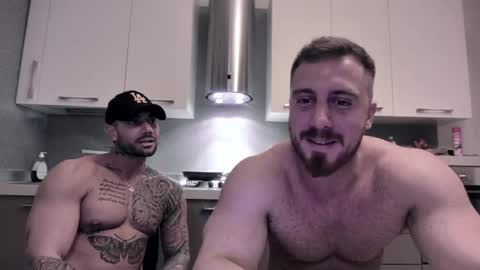 Snapshot of toro_arrapato chatting on December 3, 11:46 pm toro_arrapato online show from December 3, 11:46 pm
