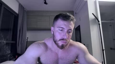 Snapshot of toro_arrapato chatting on January 19, 2:47 am toro_arrapato online show from January 19, 2:47 am