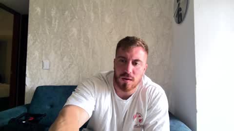 Snapshot of toro_arrapato chatting on February 18, 5:22 pm toro_arrapato online show from February 18, 5:22 pm