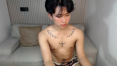 totalbabe1x online show from June 9, 7:48 pm