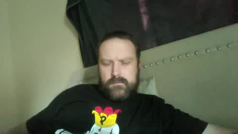 Snapshot of totalpackage2089 chatting on September 18, 9:28 pm Big Daddy Balls online show from September 18, 9:28 pm