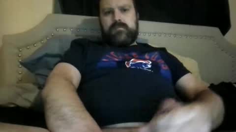 Snapshot of totalpackage2089 chatting on December 20, 10:22 pm Big Daddy Balls online show from December 20, 10:22 pm