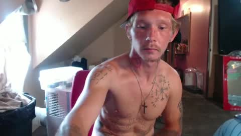 trapmasterb710 online show from June 14, 6:21 pm