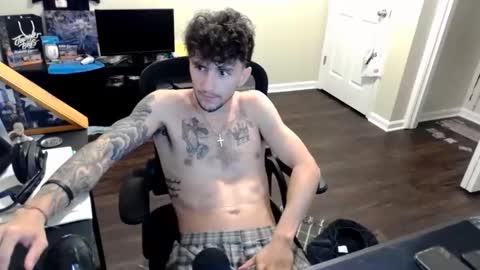 Trav online show from November 19, 4:45 am