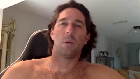 TravisKenn online show from February 11, 4:34 pm