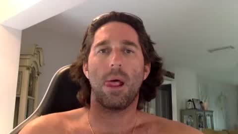 TravisKenn online show from February 17, 7:46 pm