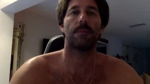 TravisKenn online show from September 26, 11:41 am