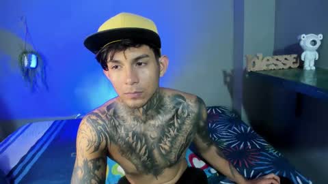 Snapshot of travistanner28 chatting on September 13, 7:53 am TRAV - INDEPENDENT MODEL online show from September 13, 7:53 am