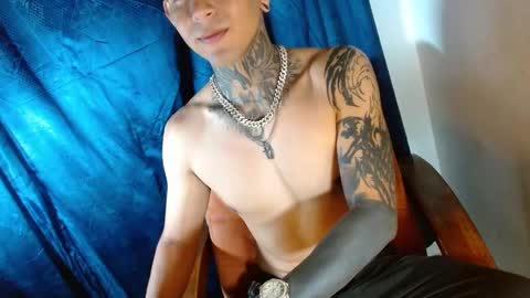 Snapshot of travistanner28 chatting on December 14, 6:30 pm TRAV - INDEPENDENT MODEL online show from December 14, 6:30 pm