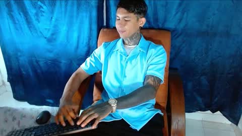 Snapshot of travistanner28 chatting on January 6, 6:31 pm TRAV - INDEPENDENT MODEL online show from January 6, 6:31 pm