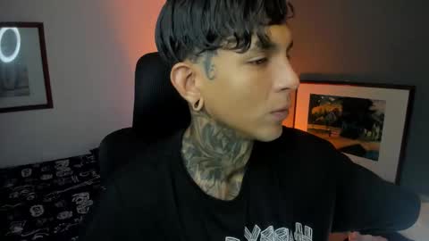 TRAV - INDEPENDENT MODEL online show from November 7, 7:34 am