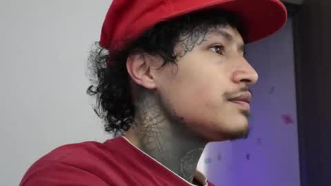 - trieone online show from December 22, 12:02 pm