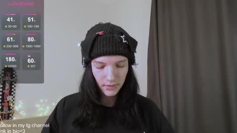 Max  online show from February 24, 5:14 pm