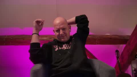 Triton online show from September 30, 2:18 am